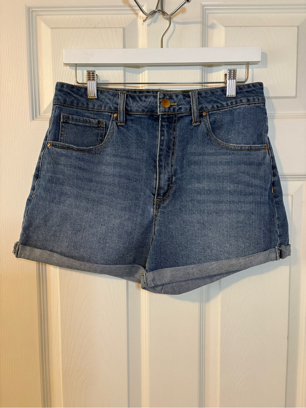 High-Rise Rolled Hem Denim Shorts - Blue